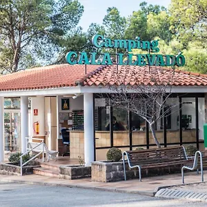  Camping Camping Sunissim Cala Llevado 4 By Locatour Espagne